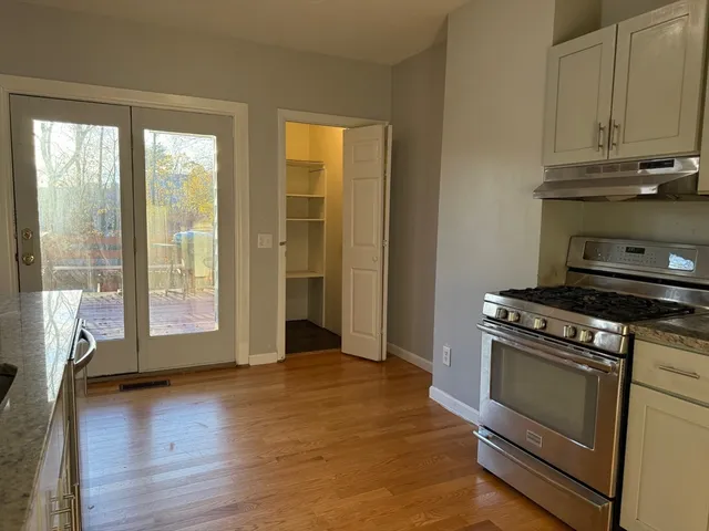 $2,700 | 10-12 Spring Street, Unit 10, Plainville, MA 02762