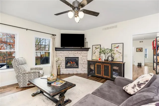 $699,950 | 11412 Northeast 113th Terrace, Liberty, MO 64068