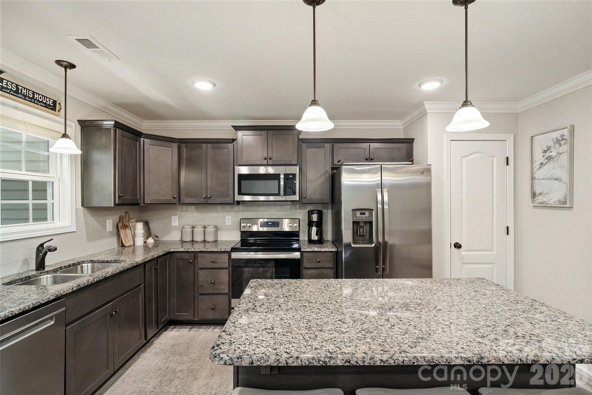 4558 Simpson Road Edgemoor, SC 29712 - Photo 14 of 43