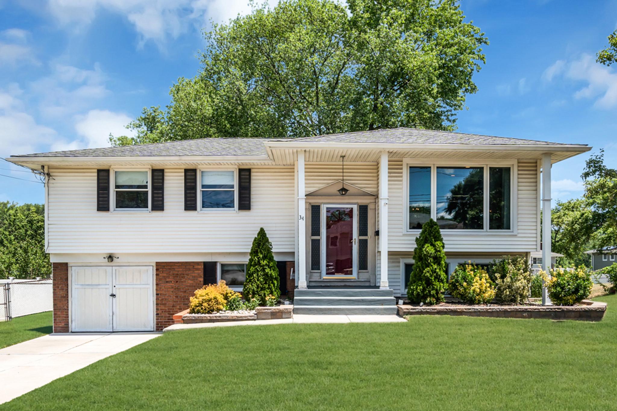 34 Haines Mill Road Delran, NJ 08075 - Photo 1 of 34 Charming home.