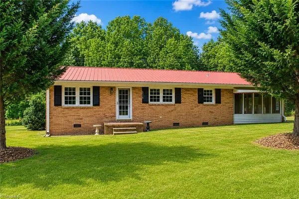 $290,000 | 6416 Patterson Road, Snow Camp, NC 27349