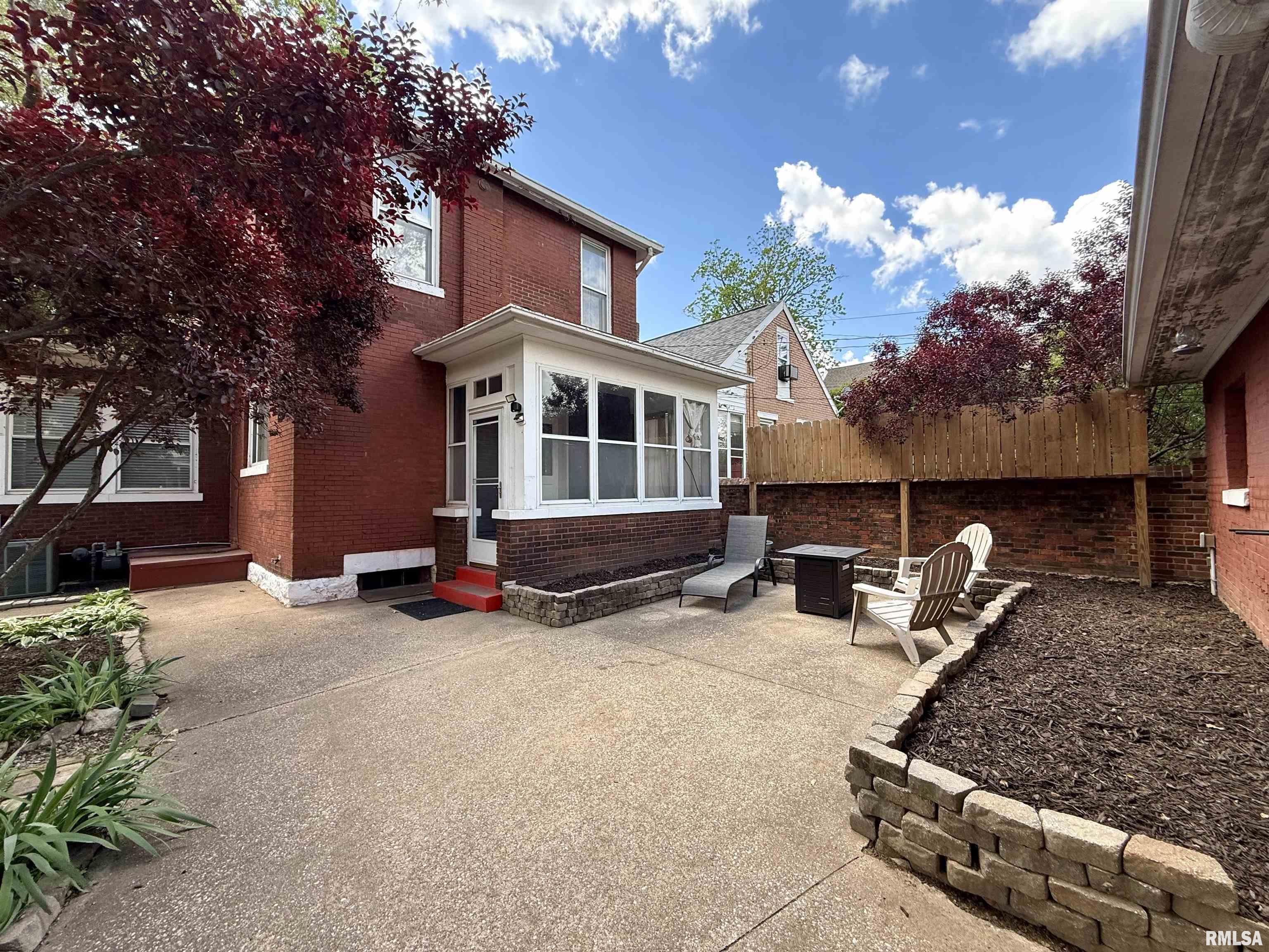 1329 Spring Street Quincy, IL 62301 - Photo 28 of 33
