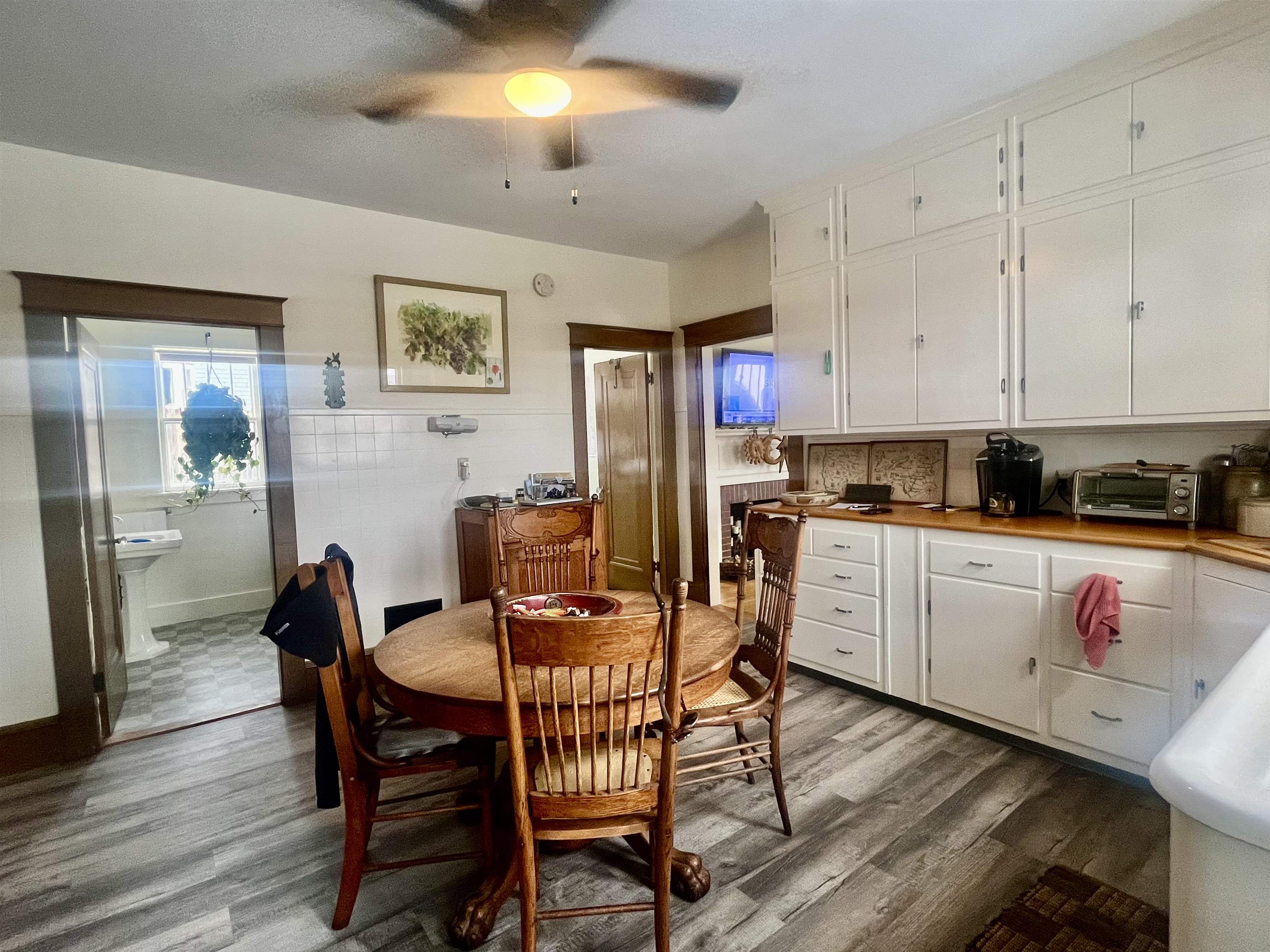 263 School Street Berlin, NH 03570 - Photo 8 of 24