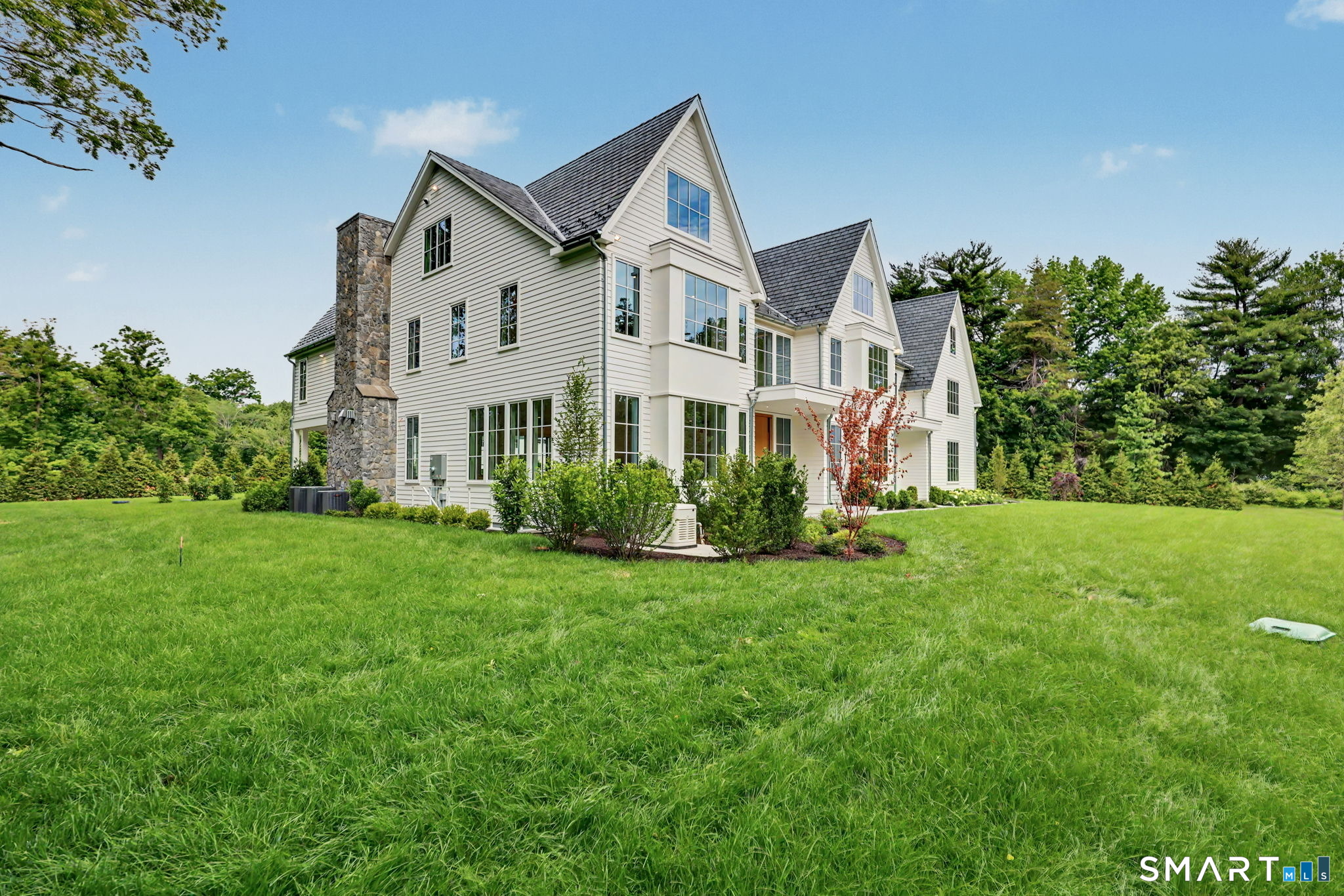 175 Brookside Road Darien, CT 06820 - Photo 6 of 40 Gallery Image 6