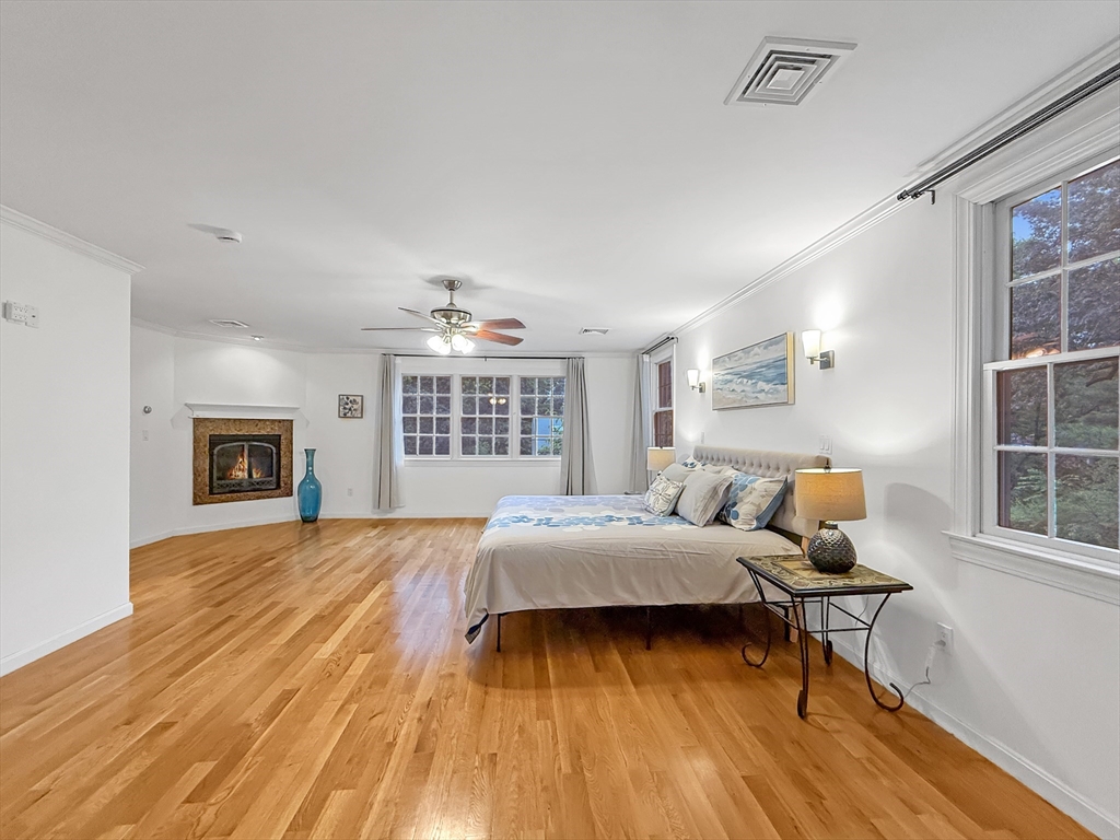 14 Joyce Road Wayland, MA 01778 - Photo 17 of 41 Gallery Image 17