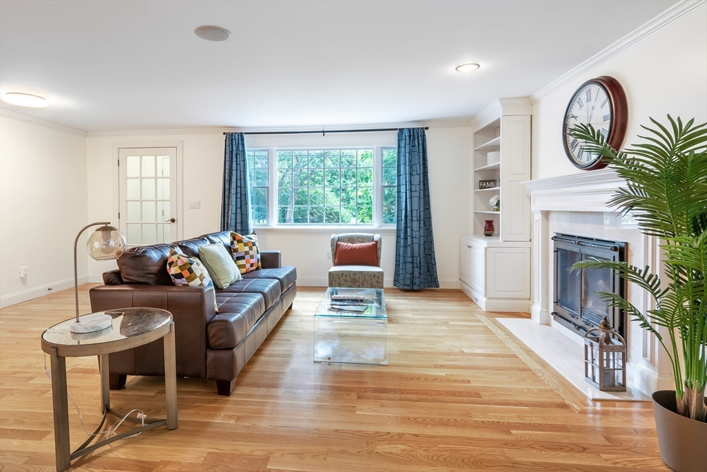 14 Joyce Road Wayland, MA 01778 - Photo 3 of 41 Gallery Image 3