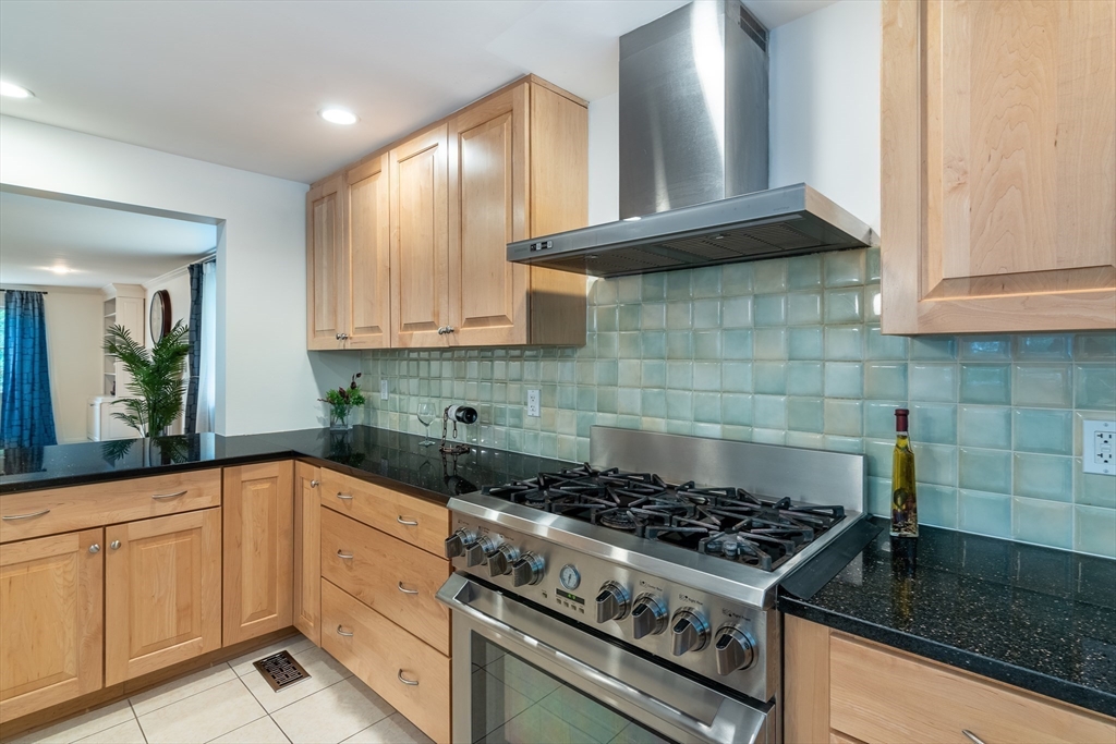 14 Joyce Road Wayland, MA 01778 - Photo 10 of 41 Gallery Image 10