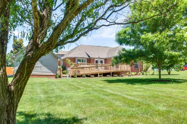 864 Rands Way Columbia, TN 38401 - Photo 17 of 20 Beautiful back yard