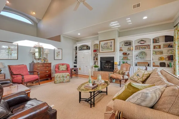 $789,900 | 280 Cedar Bluff Drive, Moore, SC 29369