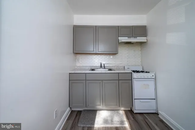 $299,500 | 1316 Dartmouth Avenue, Parkville, MD 21234