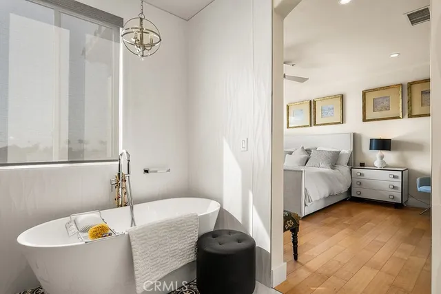 $6,250 | 340 5th Street, Huntington Beach, CA 92648