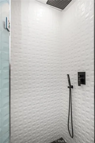 $6,250 | 340 5th Street, Huntington Beach, CA 92648