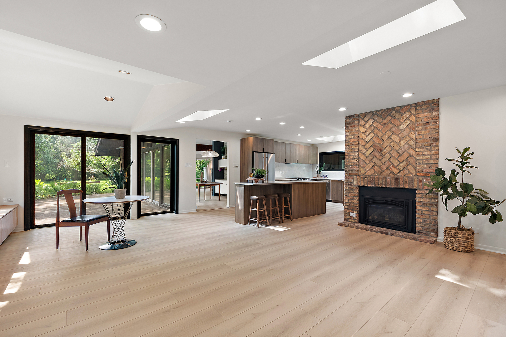 71 Graymoor Lane Olympia Fields, IL 60461 - Photo 19 of 36 a living room with furniture a fireplace and wooden floor