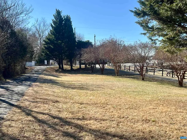 $2,000 | 4678 Garth Road, Crozet, VA 22932