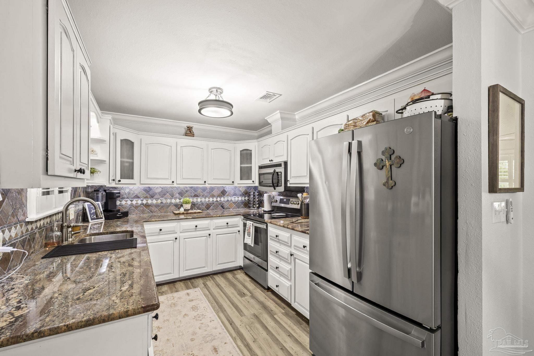 8601 Chisholm Road Pensacola, FL 32514 - Photo 11 of 69