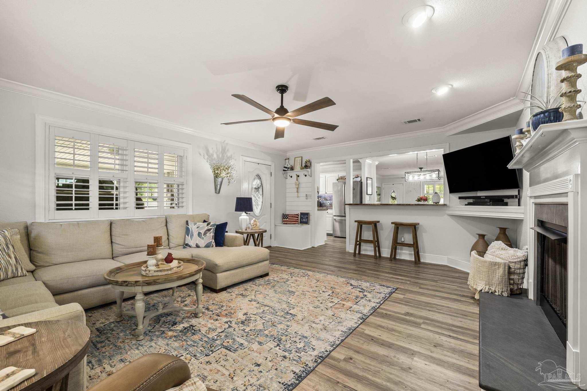 8601 Chisholm Road Pensacola, FL 32514 - Photo 3 of 69