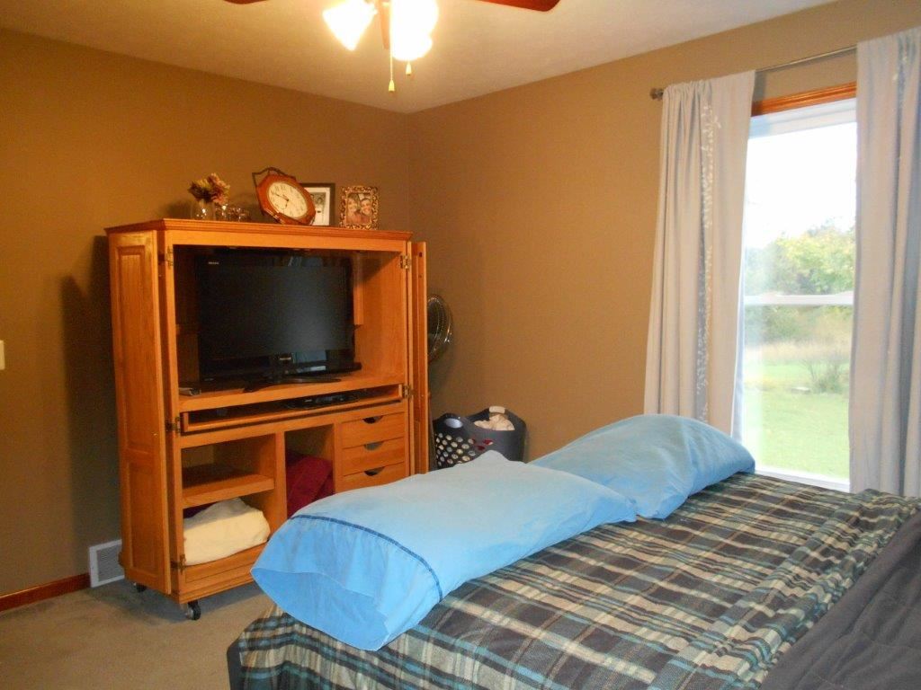 1847 East 24 Road Cadillac, MI 49601 - Photo 14 of 49 1794329-13.JPG