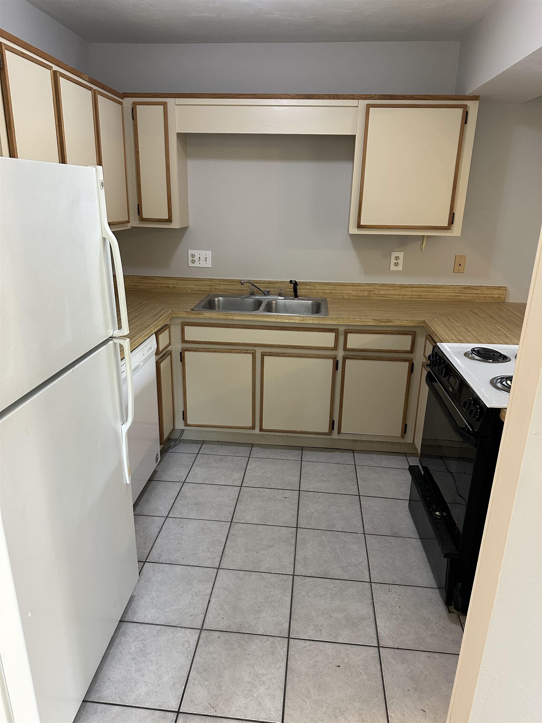 372 Hayden Road Tallahassee, FL 32304 - Photo 5 of 7 Gallery Image 5