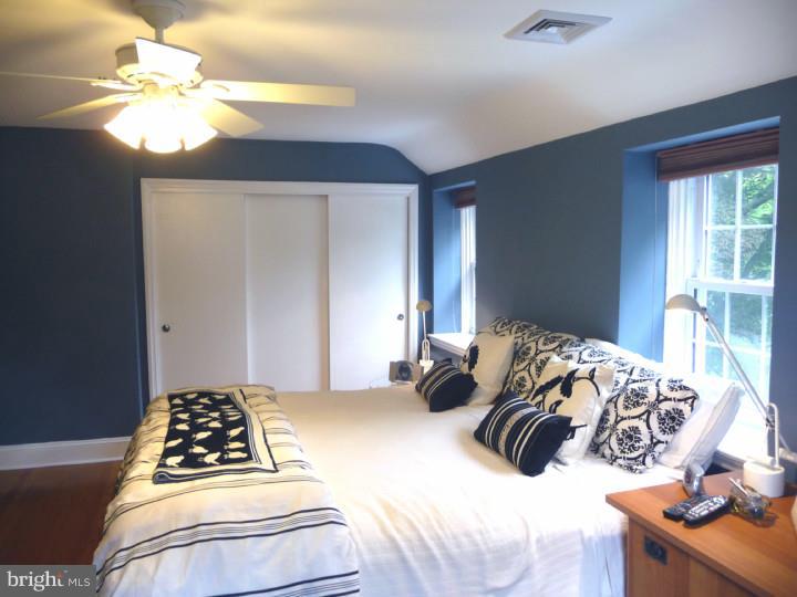 29 West Amherst Road Bala Cynwyd, PA 19004 - Photo 15 of 23 Bedroom - Main