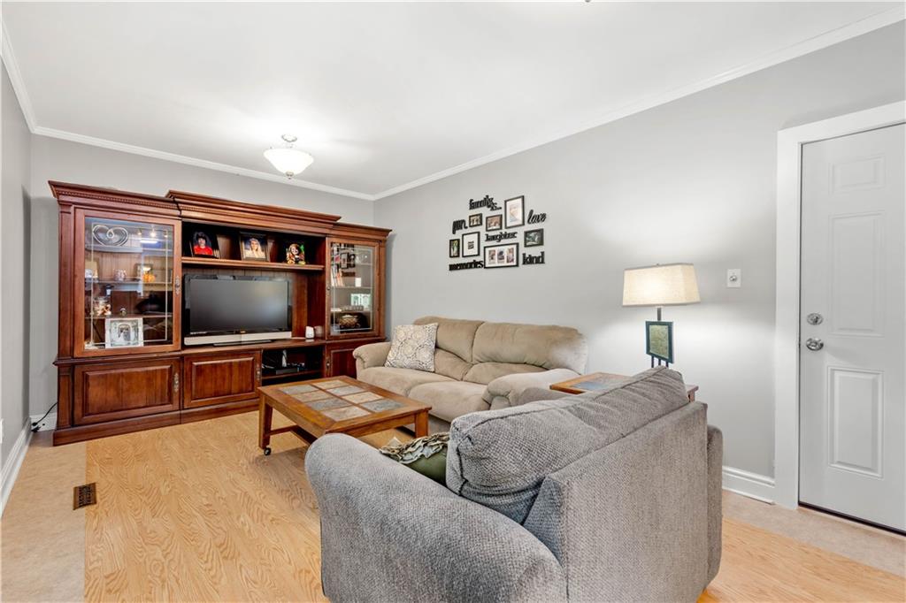 1427 Mayview Road Pittsburgh, PA 15241 - Photo 11 of 25 Gallery Image 11