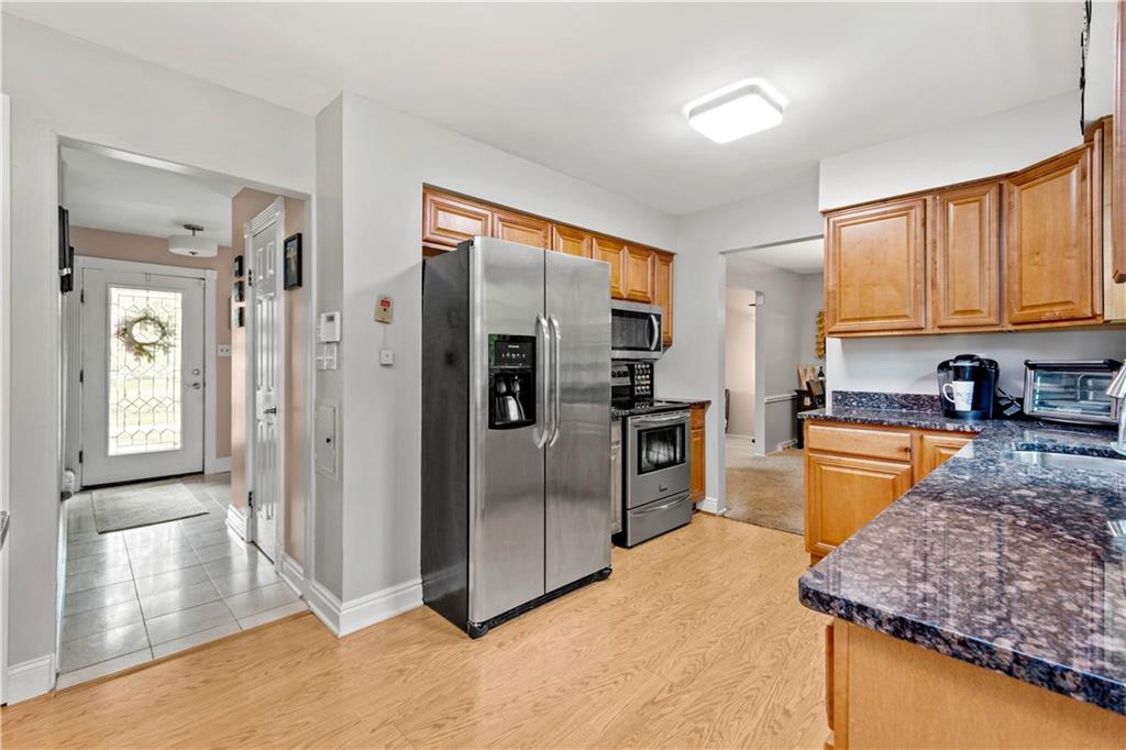 1427 Mayview Road Pittsburgh, PA 15241 - Photo 9 of 25 Gallery Image 9