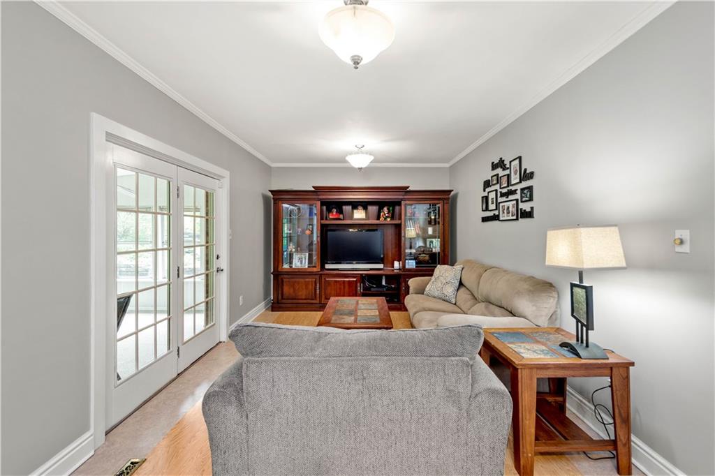 1427 Mayview Road Pittsburgh, PA 15241 - Photo 10 of 25 Gallery Image 10