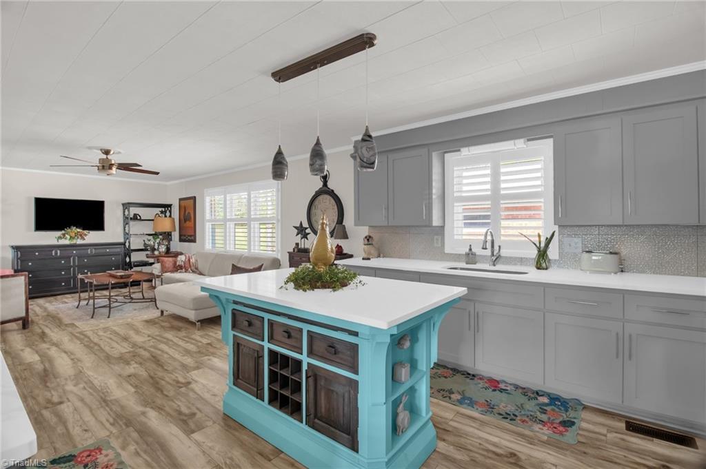 603 Shamrock Road High Point, NC 27265 - Photo 11 of 29