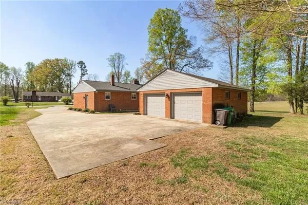 $320,000 | 603 Shamrock Road, High Point, NC 27265