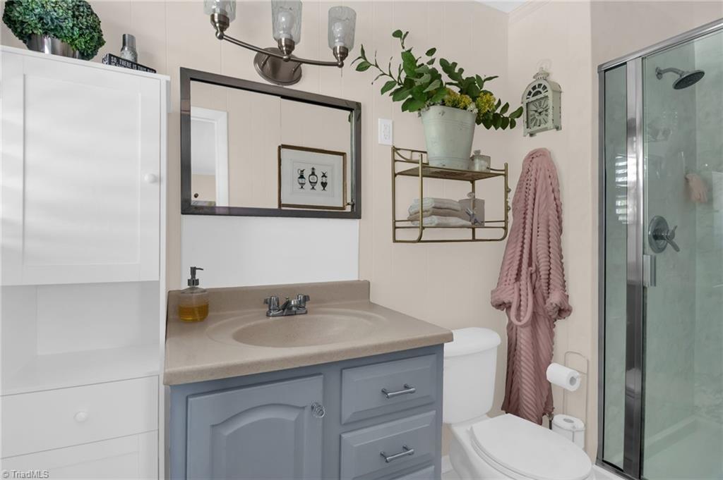 603 Shamrock Road High Point, NC 27265 - Photo 22 of 29