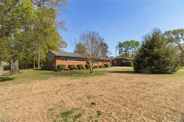 $320,000 | 603 Shamrock Road, High Point, NC 27265