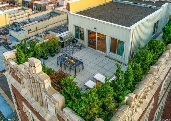 $1,450,000 | 220 West West 148th Street, Unit 6G | Central Harlem