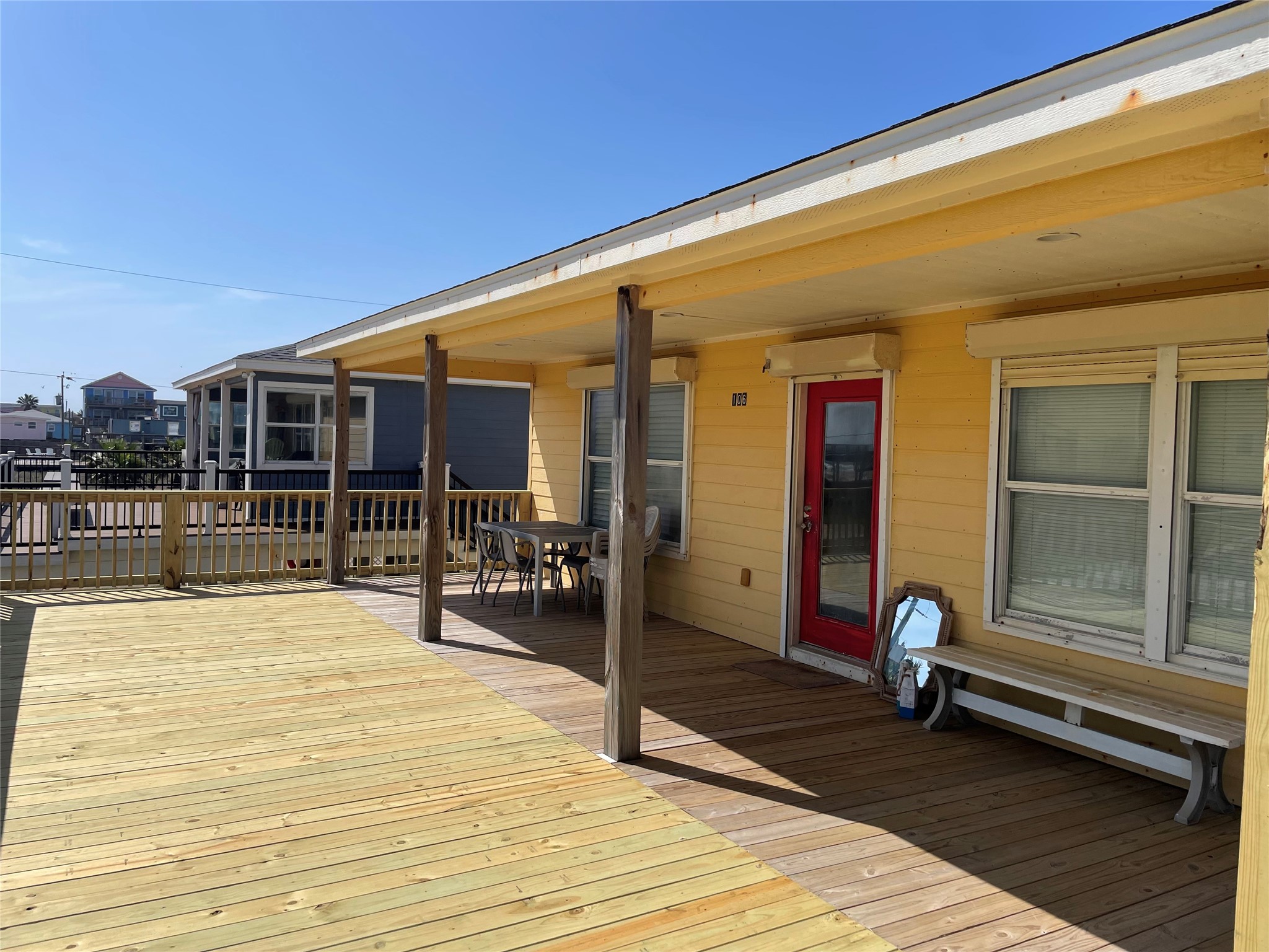 106 Coconut Road Surfside Beach, TX 77541 - Photo 3 of 25