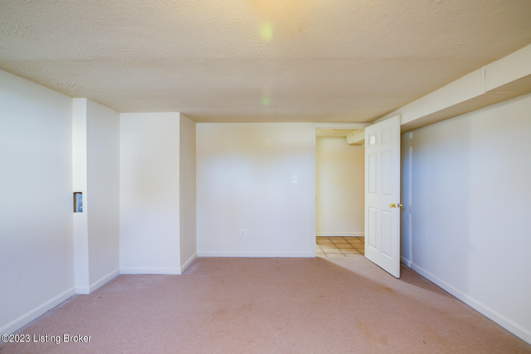 8406 Blue Lick Road Louisville, KY 40219 - Photo 18 of 31 GSP-8406_Blue_Lick_Rd-18