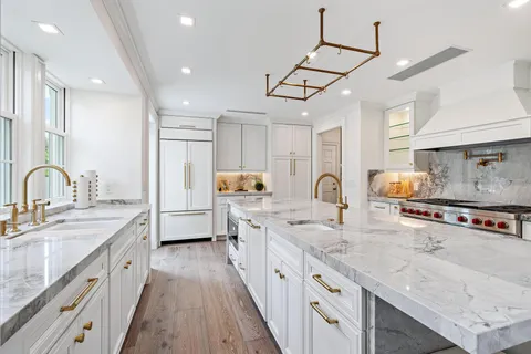 $16,900,000 | 269 Jamaica Lane, Palm Beach, FL 33480