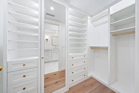 $16,900,000 | 269 Jamaica Lane, Palm Beach, FL 33480