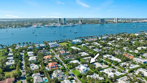 $16,900,000 | 269 Jamaica Lane, Palm Beach, FL 33480