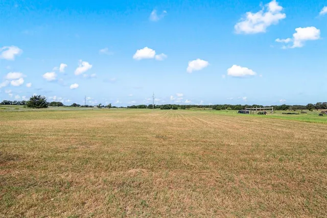 $180,000 | 836 County Road 1895, Sunset, TX 76270