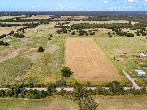 $170,000 | 836 County Road 1895, Sunset, TX 76270