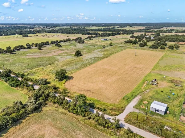 $170,000 | 836 County Road 1895, Sunset, TX 76270