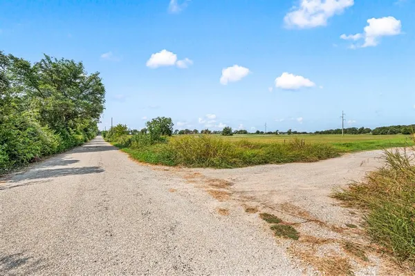 $170,000 | 836 County Road 1895, Sunset, TX 76270