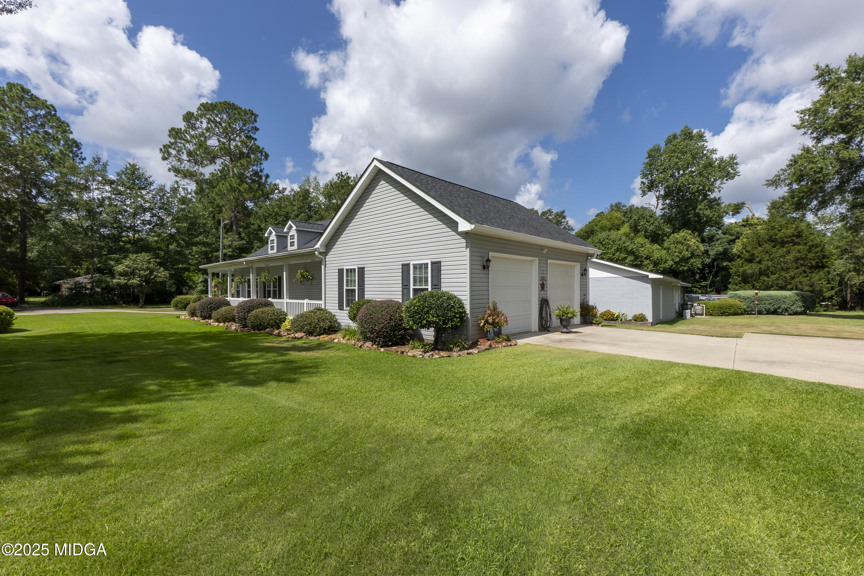 1611 South Houston Road Kathleen, GA 31047 - Photo 3 of 89 03__AAA3104HDR_mls