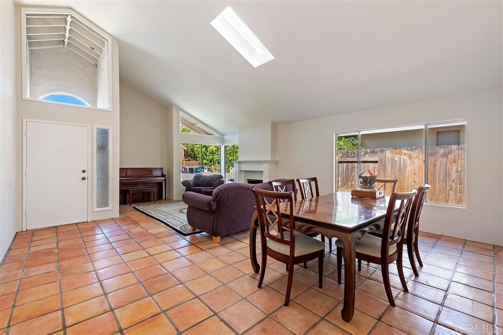 1611 Traske Road Encinitas, CA 92024 - Photo 3 of 18 Gallery Image 3