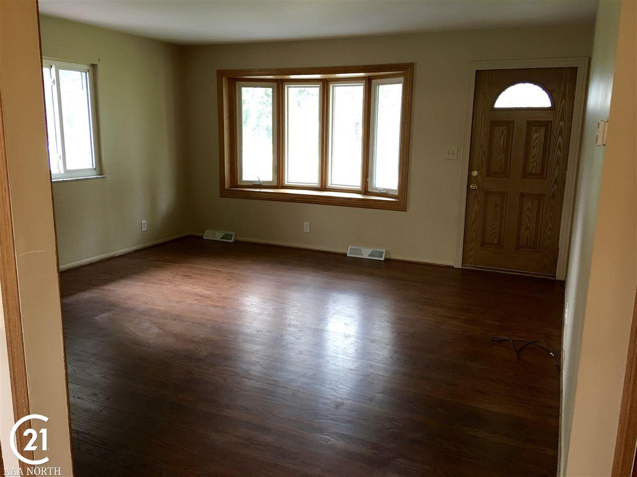 47634 Sugarbush Road Chesterfield, MI 48047 - Photo 14 of 53