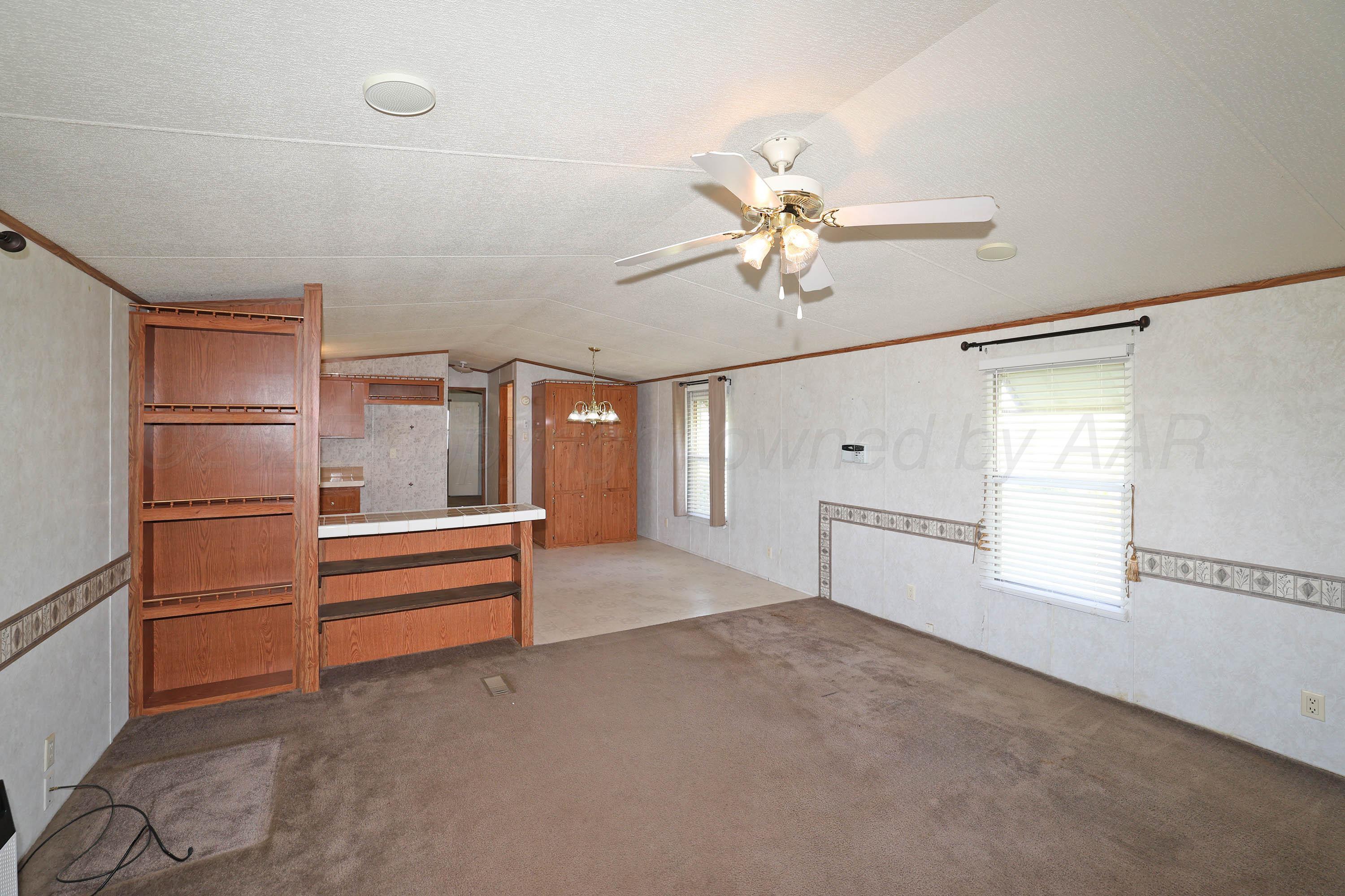 4301 West McCormick Road Amarillo, TX 79118 - Photo 4 of 26 5-Living Area