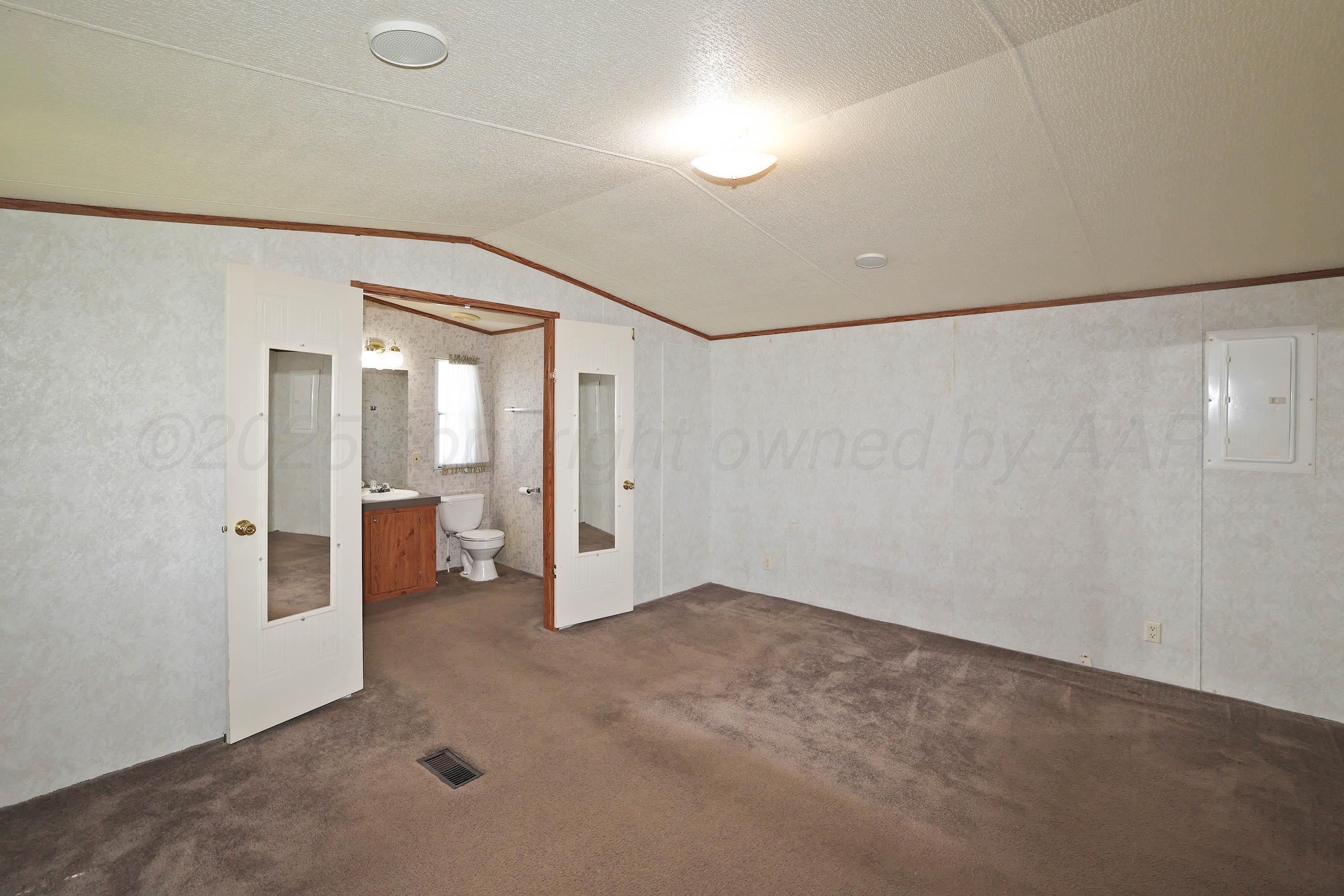 4301 West McCormick Road Amarillo, TX 79118 - Photo 10 of 26 10-Primary Bedroom