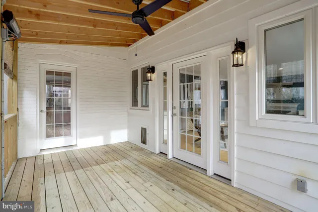 $1,250,000 | 5210 25th Place North, Arlington, VA 22207