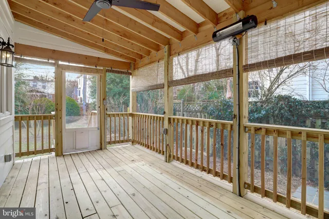 $1,250,000 | 5210 25th Place North, Arlington, VA 22207