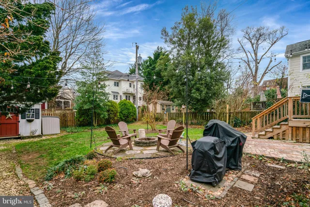 $1,250,000 | 5210 25th Place North, Arlington, VA 22207