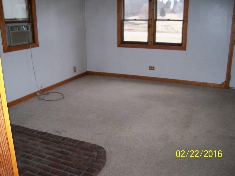 780 Gregorville Road Wayland, MI 49348 - Photo 4 of 7 780 lr 1