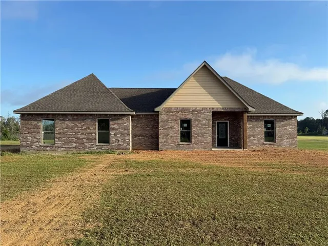 $338,500 | 7223 Deville Estates Drive, Deville, LA 71328